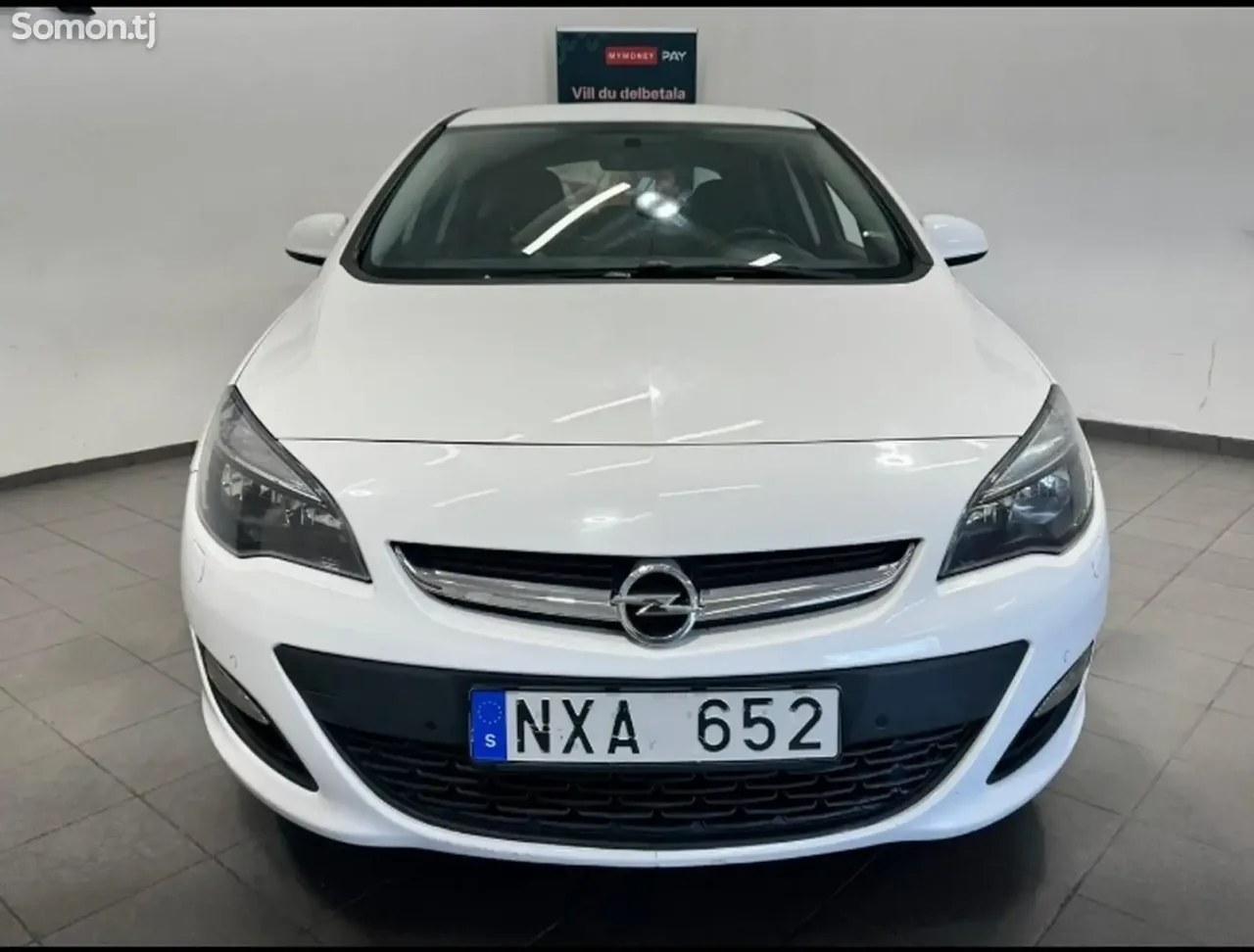 Opel Astra J 2014 · 1.6 MT