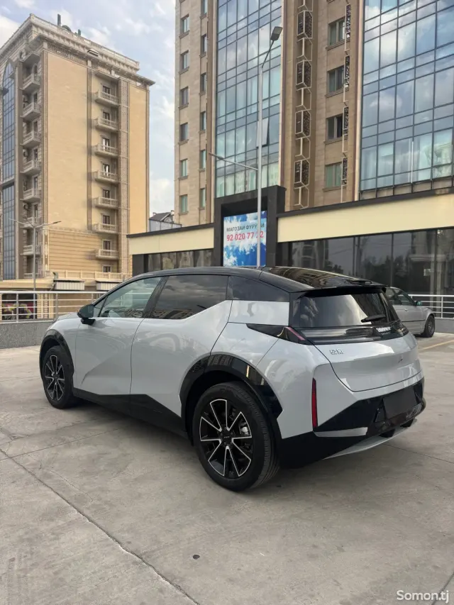 Zeekr X 2023 · AT