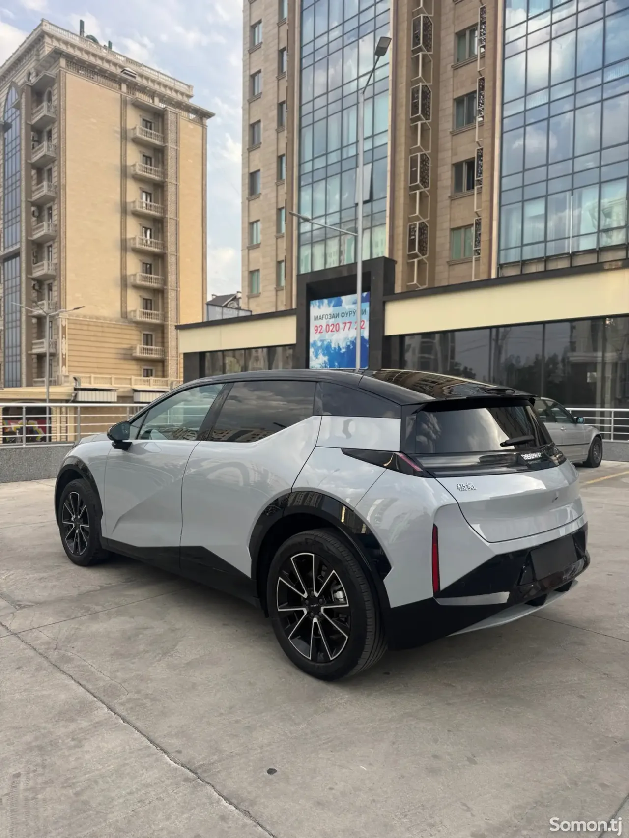 Zeekr X 2023 · AT