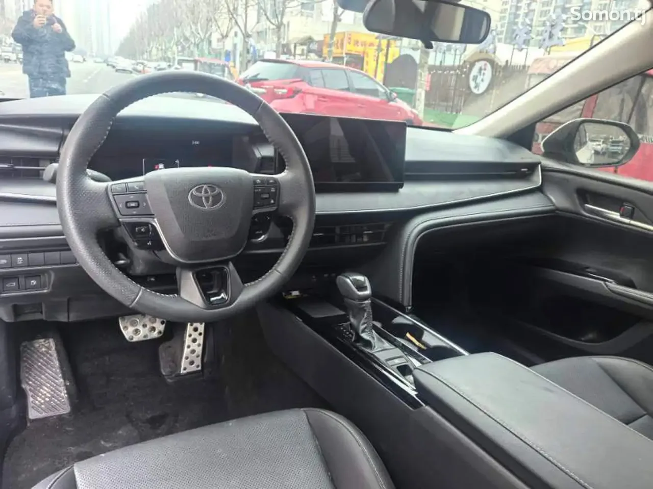 Toyota Camry 2025 · 2.0 AT