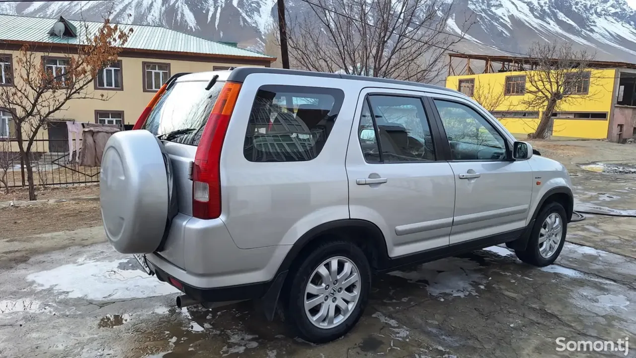 Honda CR-V 2002 · 2.0 MT