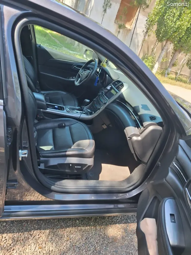 Chevrolet Malibu 2014 · 1.8 AT