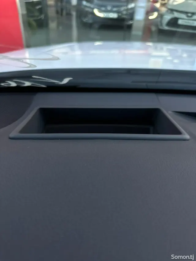 Toyota Camry 2025 · 2.5 AT