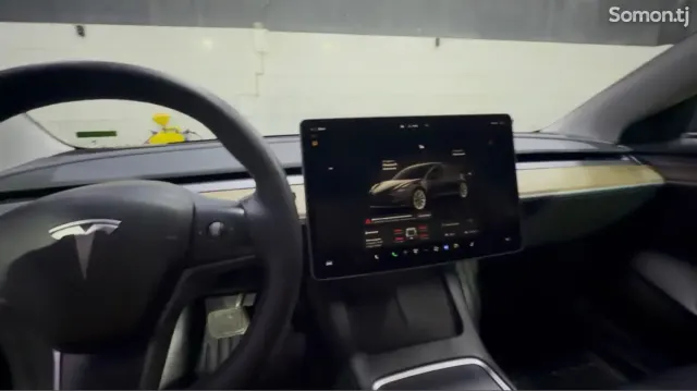 Tesla Model 3 2023 · AT