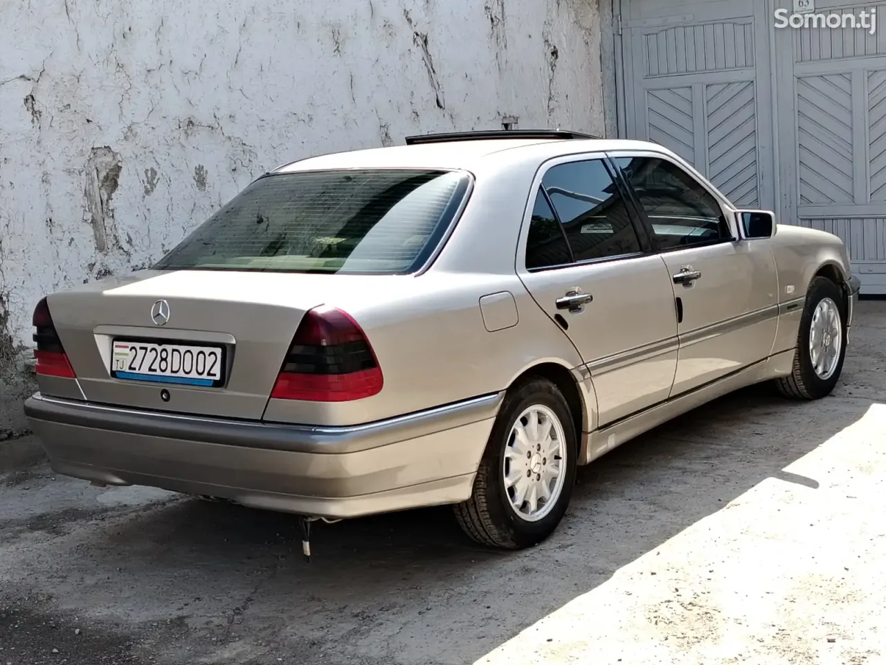Mercedes-Benz C class 2000 · 1.8 MT