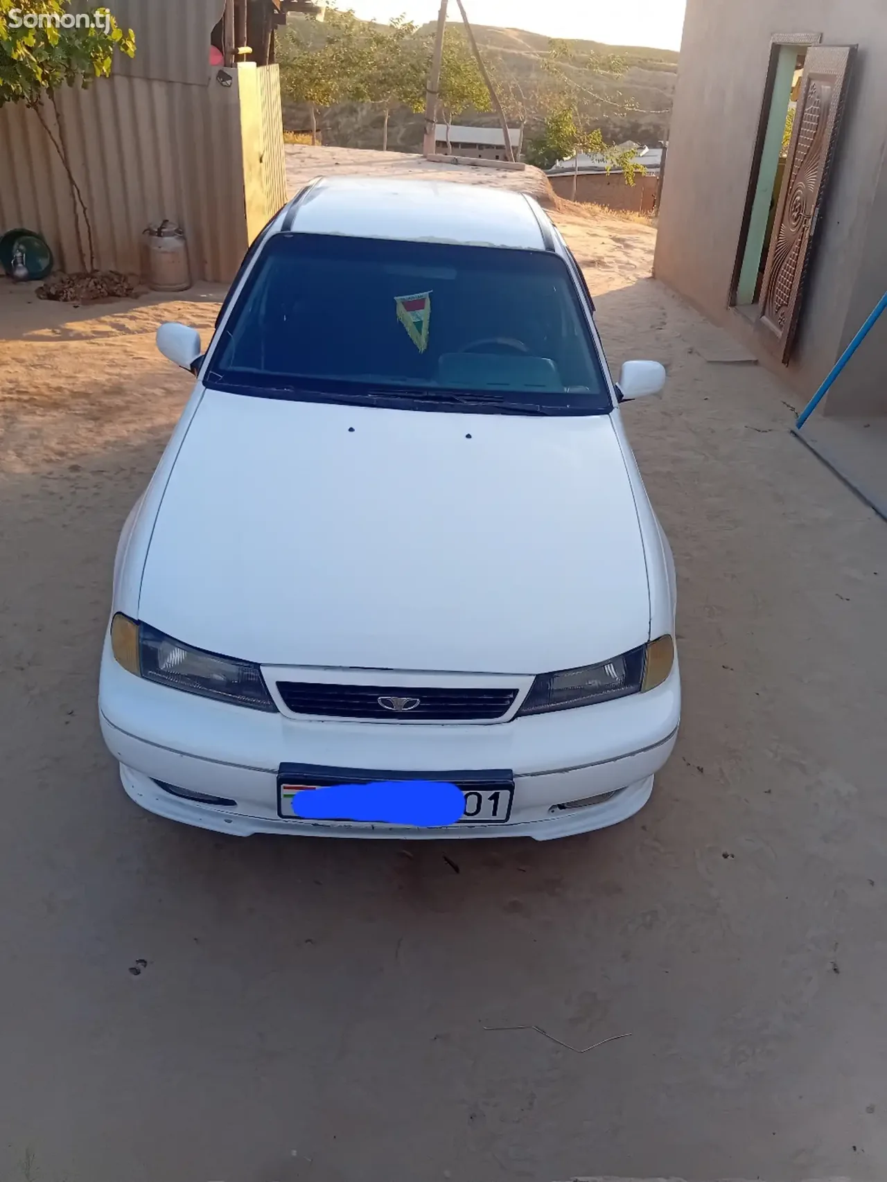 Daewoo Nexia 1995 · MT