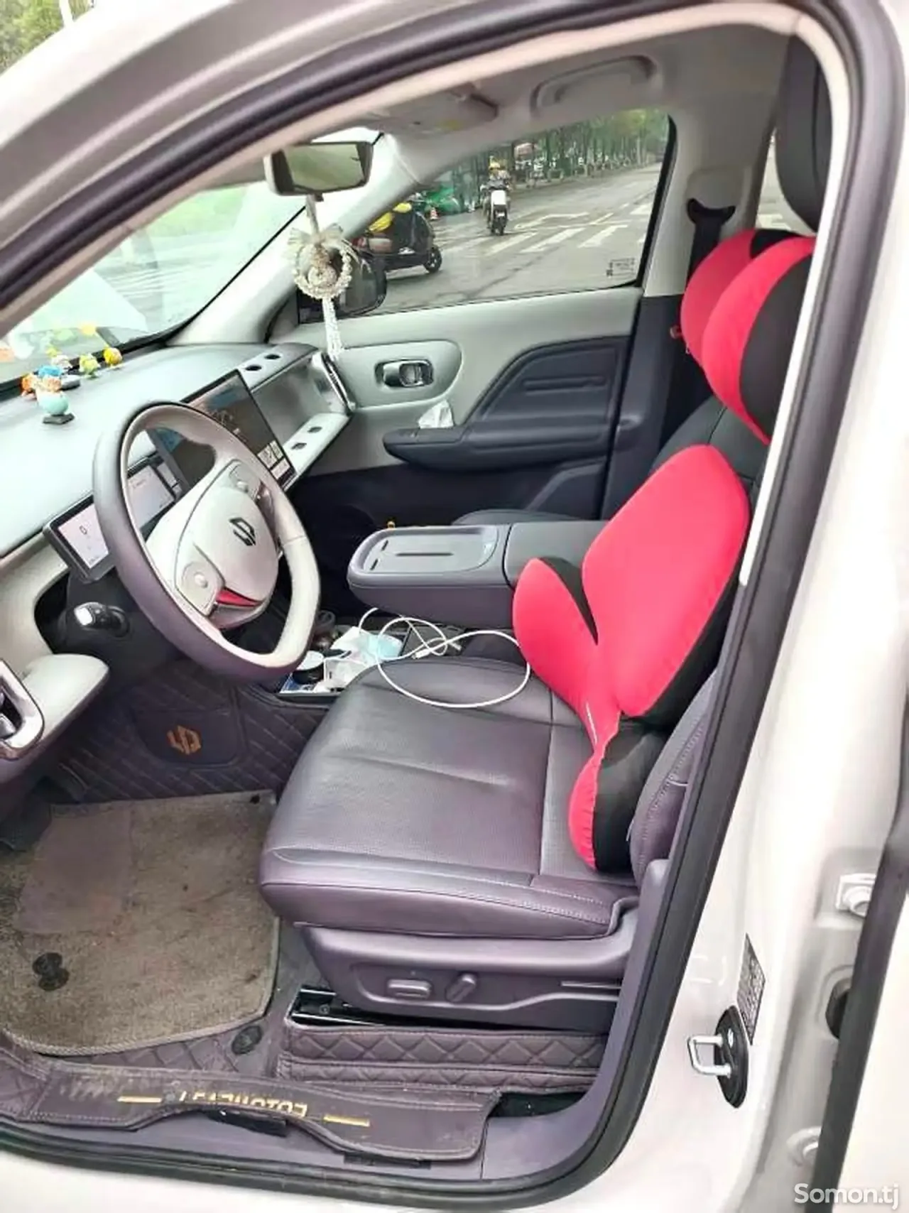 Leapmotor B10 2025 · AT