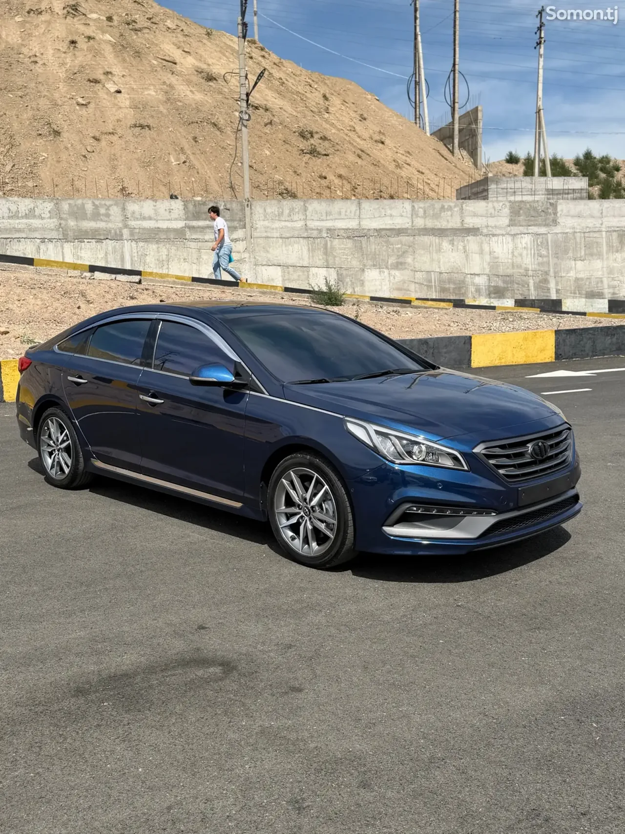 Hyundai Sonata 2015 · 2.0 AT