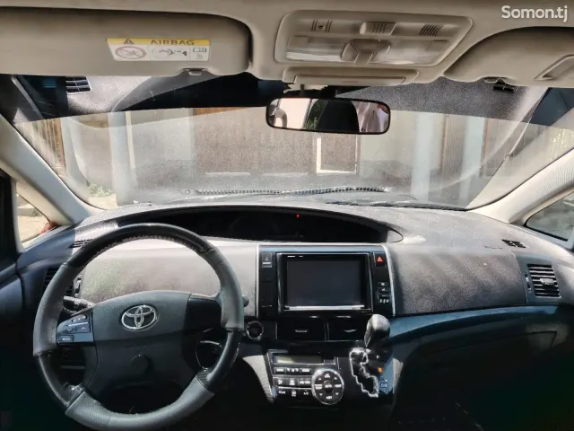 Toyota Estima 2015 · 2.4 CVT