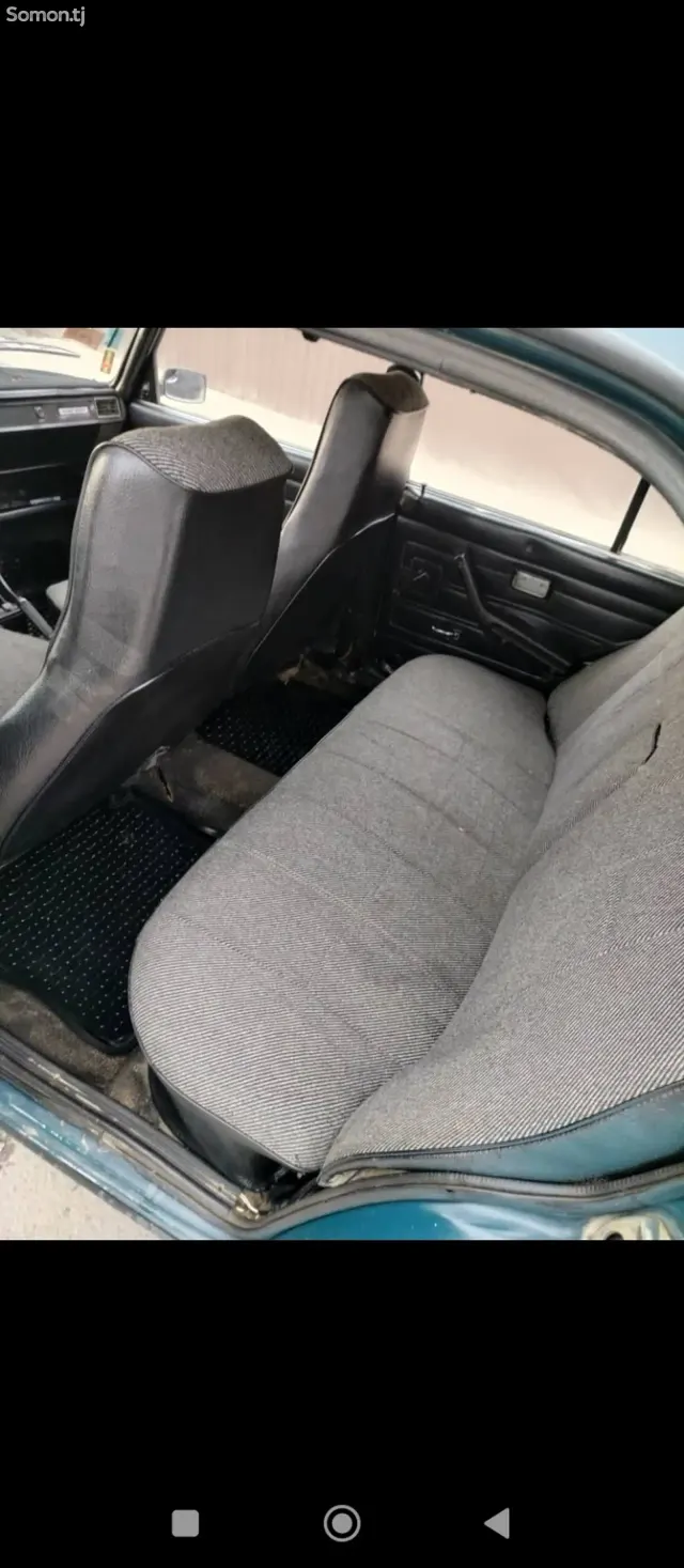 Lada (ВАЗ) 2107 2001 · 1.6 MT