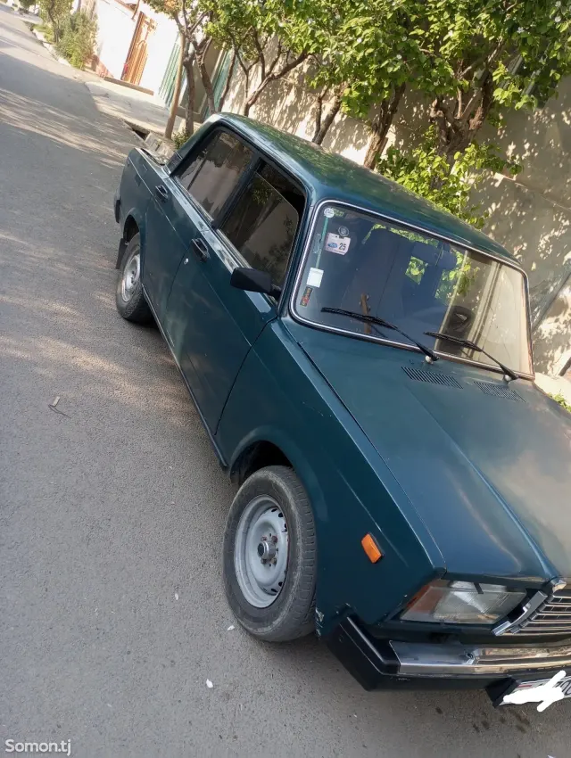 Lada (ВАЗ) 2107 2001 · 1.6 MT