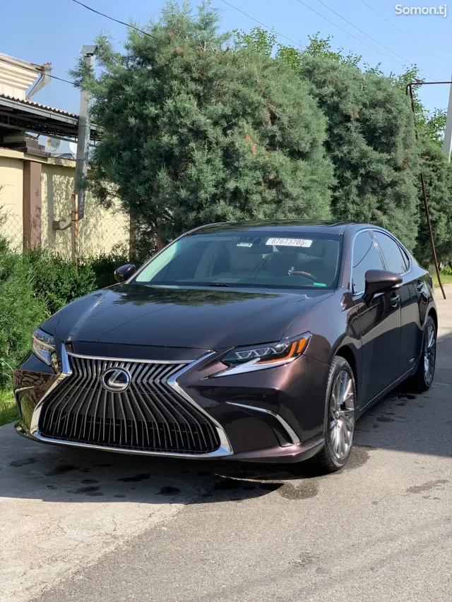 Lexus ES series 2015 · 3.0 AT