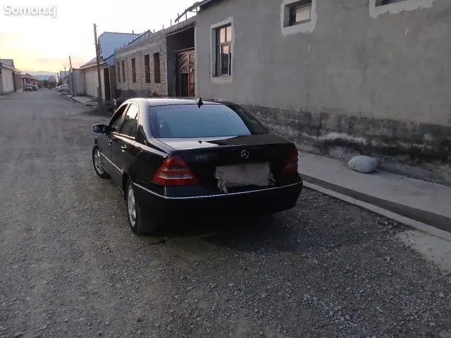 Mercedes-Benz C class 2005 · 2.0 AT