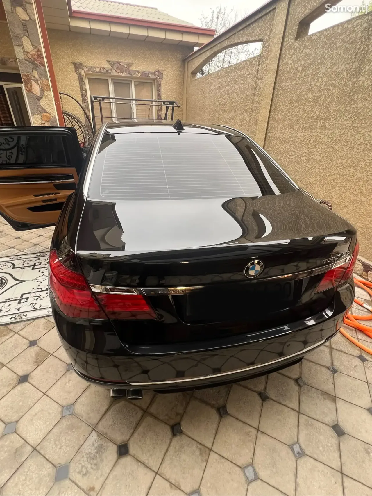 BMW 7 series 2015 · 3.0 AT