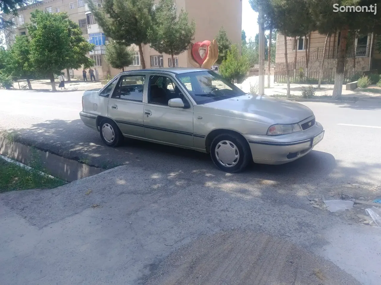 Daewoo Nexia 1995 · 1.5 MT