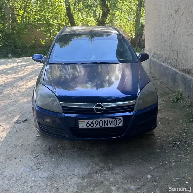 Opel Astra H 2006 · 1.8 MT