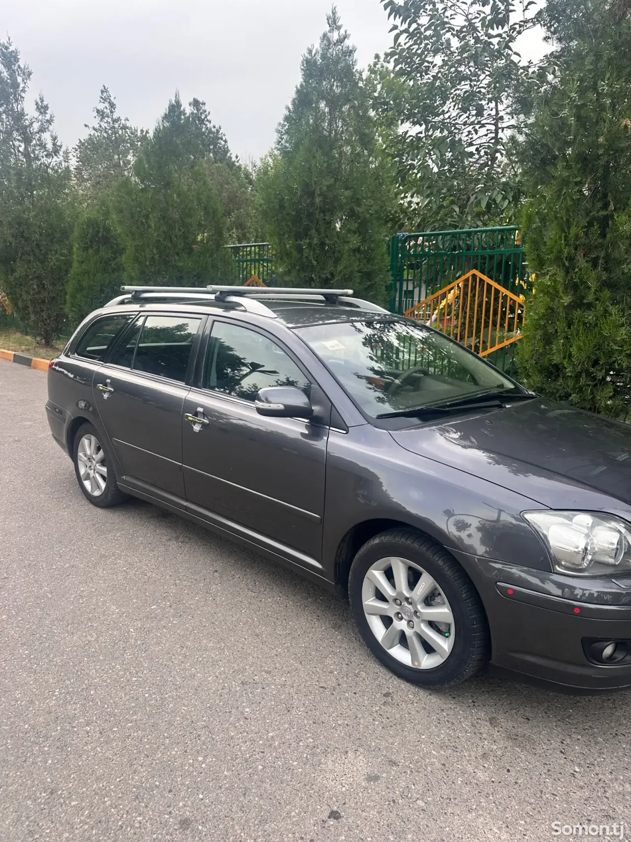Toyota Avensis 2006 · 2.0 AT