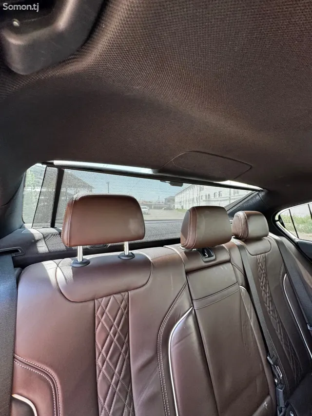 BMW 5 series 2018 · 2.0 AT