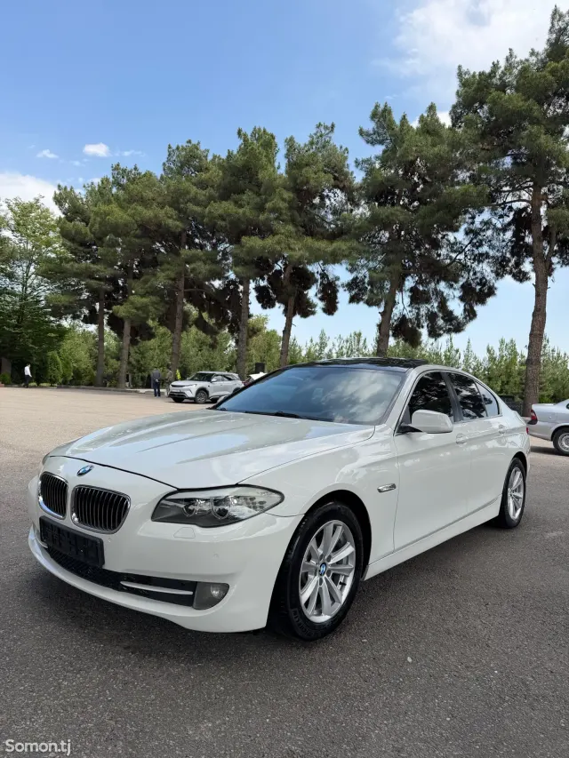 BMW 5 series 2013 · 2.0 AT