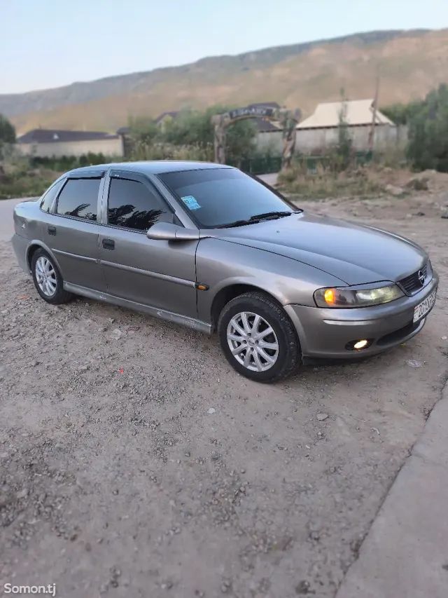 Opel Vectra B 1996 · MT