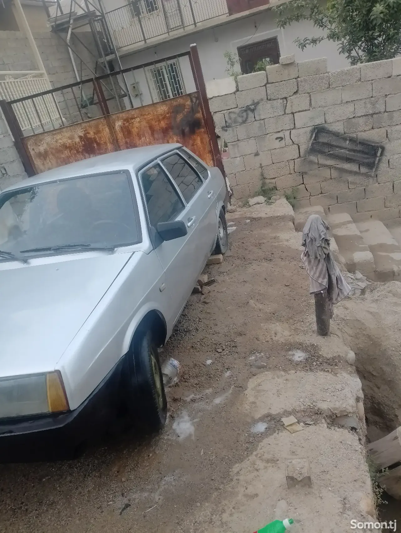 Lada (ВАЗ) 21099 2000 · 1.6 MT