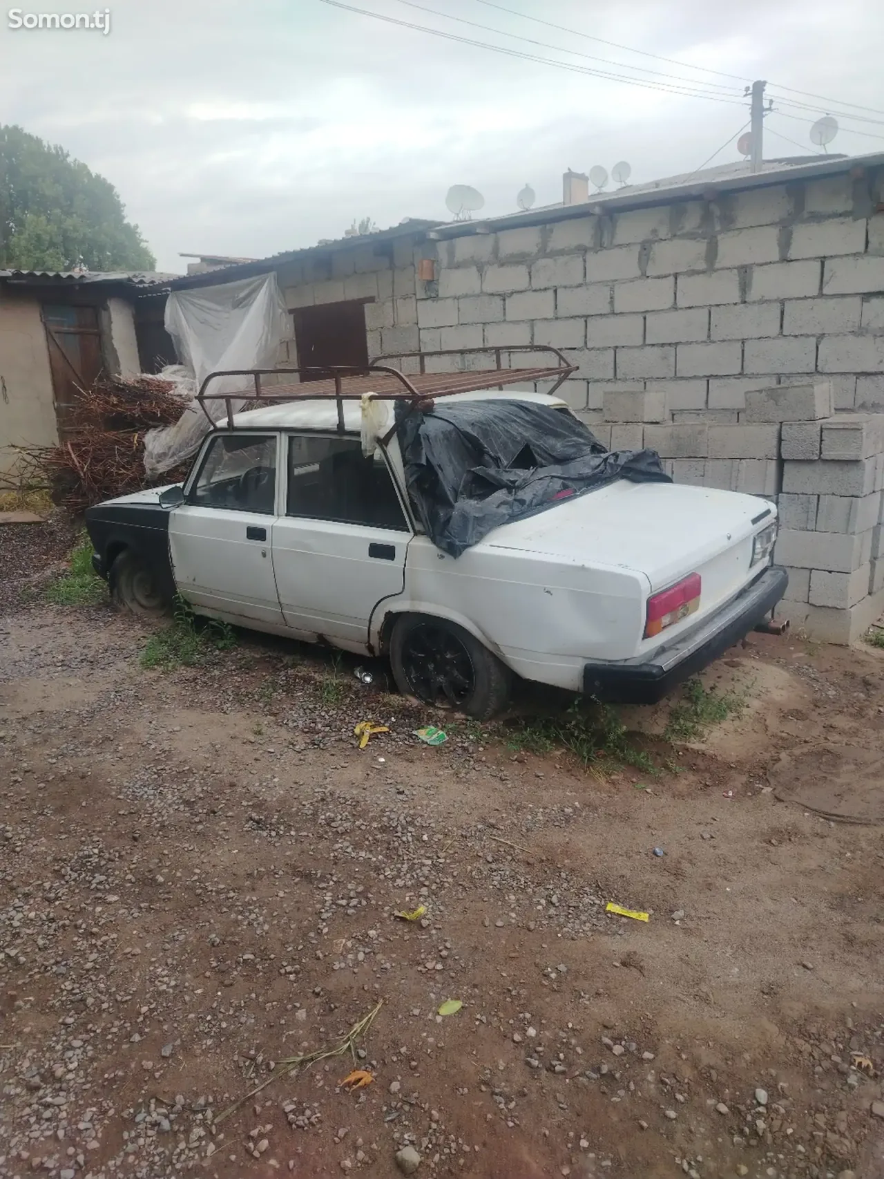 Lada (ВАЗ) 2107 1998 · 1.5 MT