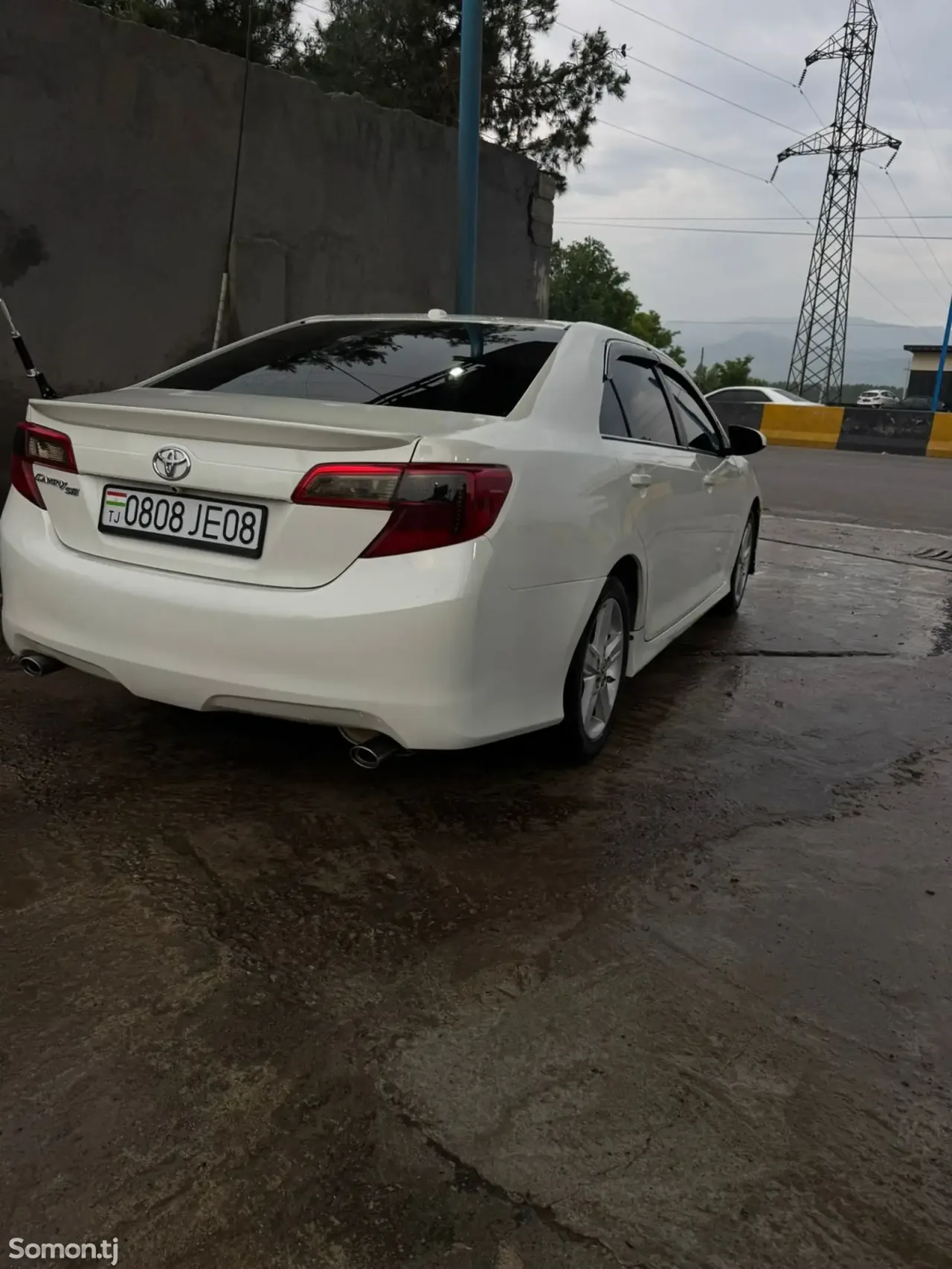 Toyota Camry 2013 · 2.5 AT