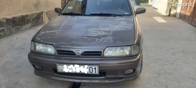 Nissan Primera 1996 · 1.6 MT