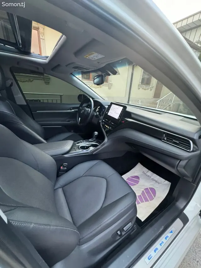 Toyota Camry 2024 · 3.5 AT