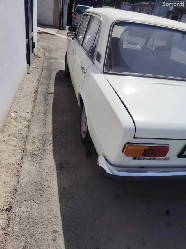 Lada (ВАЗ) 2101 1986 · 1.5 MT
