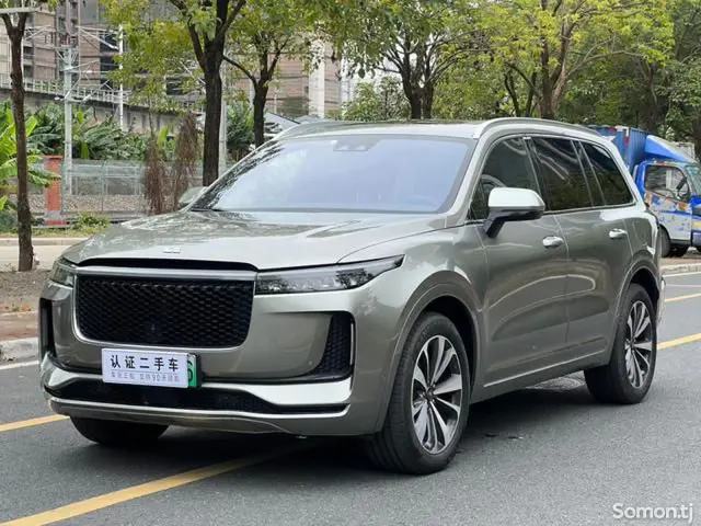 Li Auto (Lixiang) One 2021 · 1.5 AT