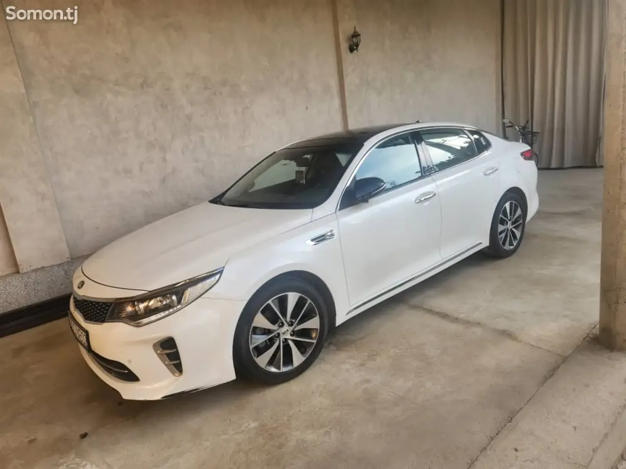 Kia K5 2016 · 2.0 AT