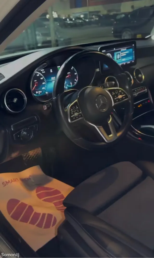 Mercedes-Benz C class 2020 · 2.0 AT