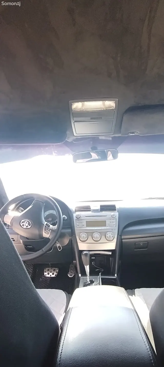 Toyota Camry 2011 · 2.5 AT