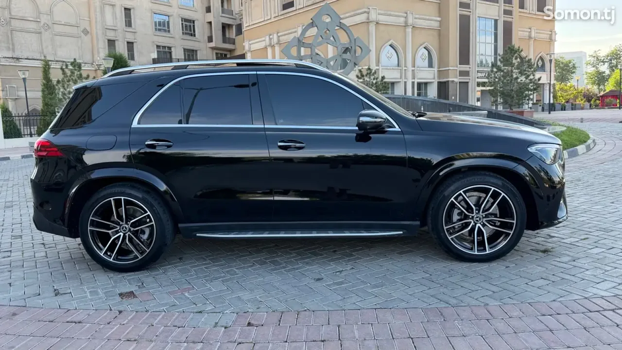 Mercedes-Benz GLE class 2025 · 3.5 AT