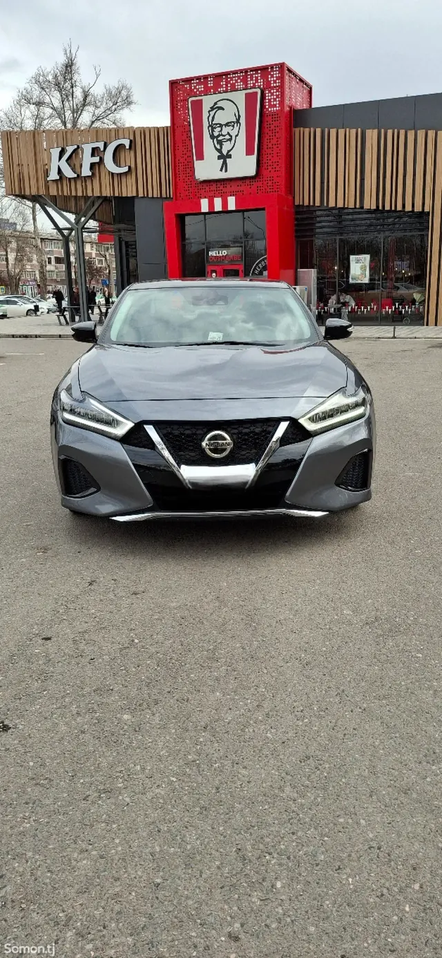 Nissan Maxima 2020 · 3.5 AT