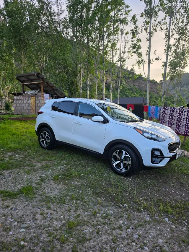 Kia Sportage 2021 · 2.4 AT
