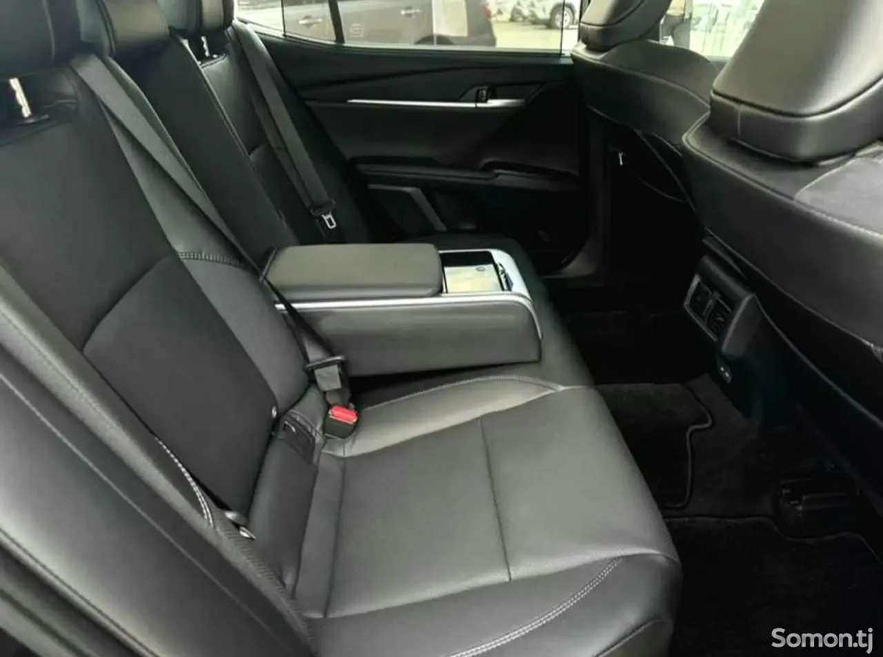 Toyota Camry 2026 · 2.5 AT