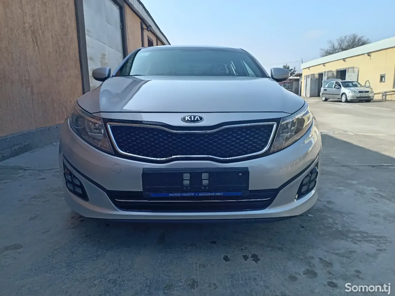 Kia K5 2015 · 2.0 AT
