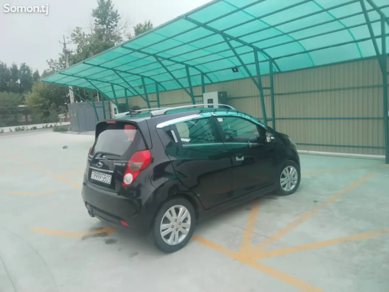 Chevrolet Spark 2015 · 1.0 AT
