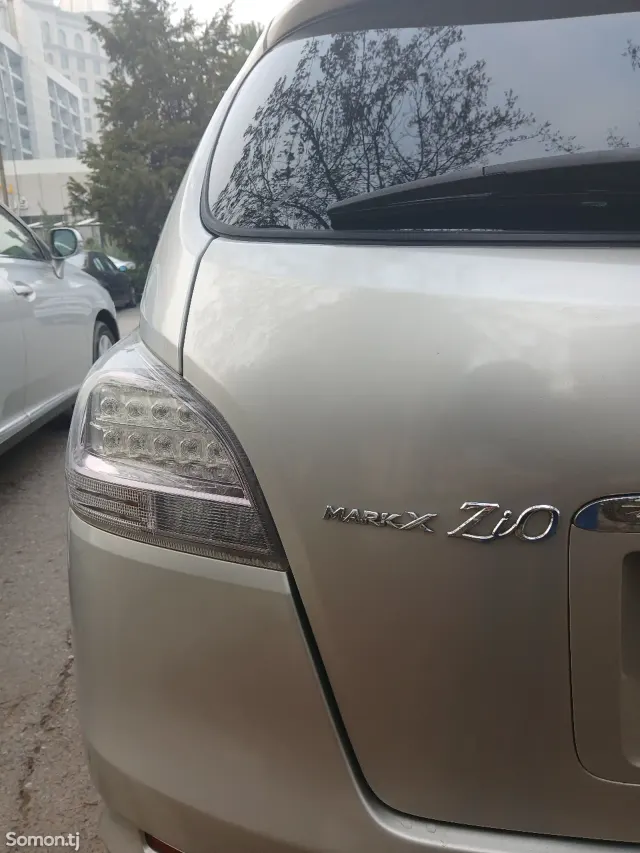 Toyota Mark X ZiO 2007 · 2.4 AT