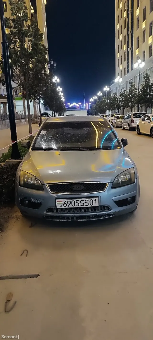 Ford Focus 2006 · 1.6 AT