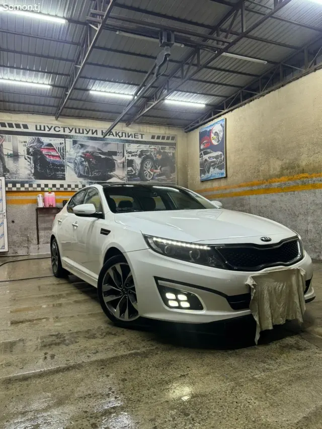 Kia K5 2014 · 2.0 AT