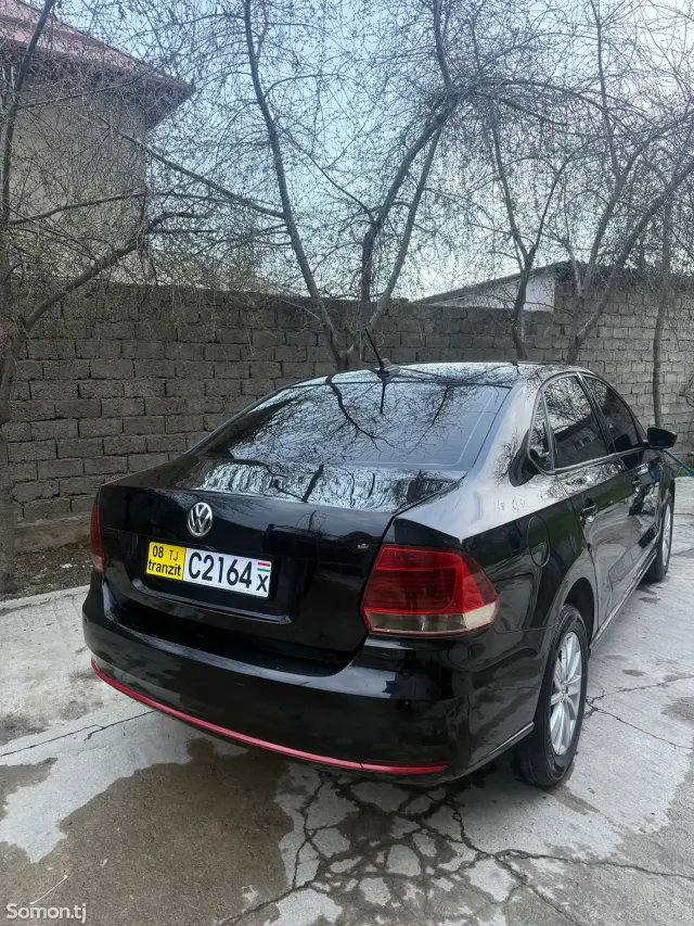 Volkswagen Polo 2019 · 1.6 AT