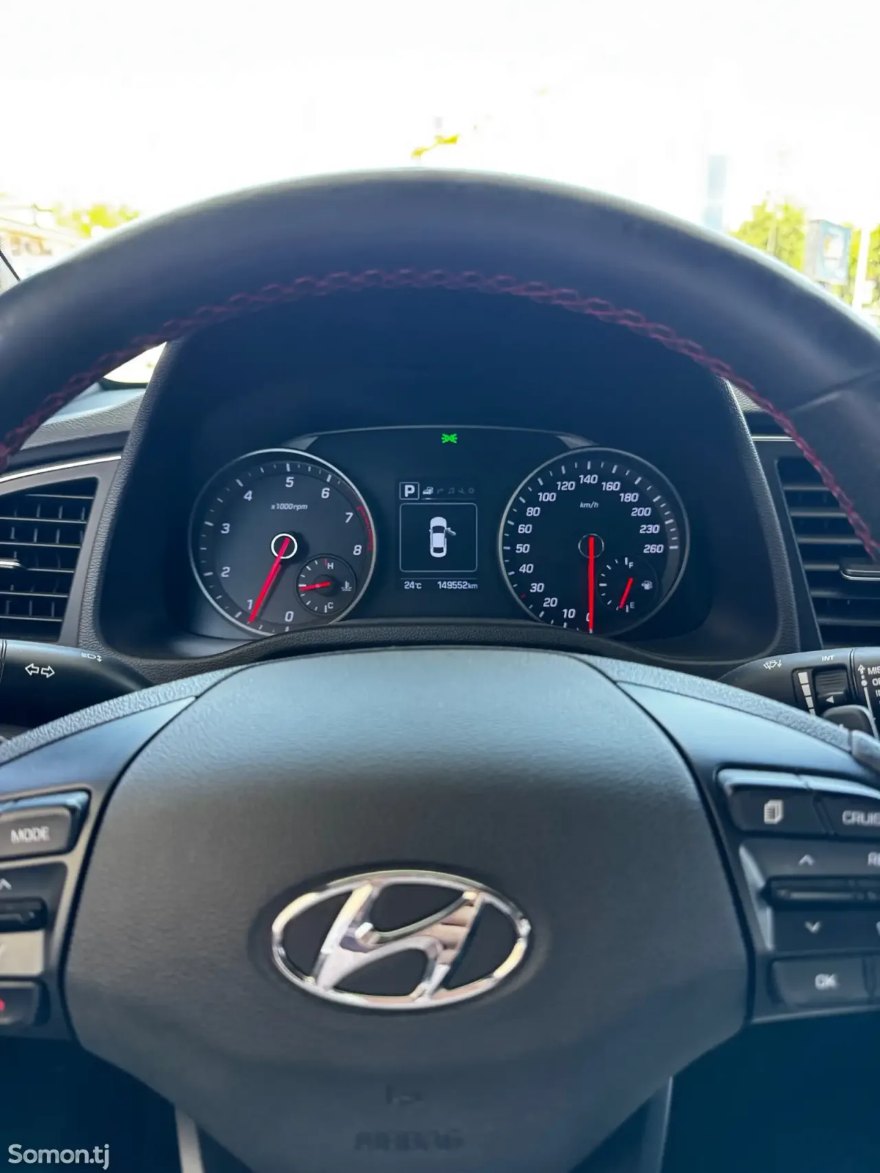 Hyundai Avante 2016 · 1.6 AT