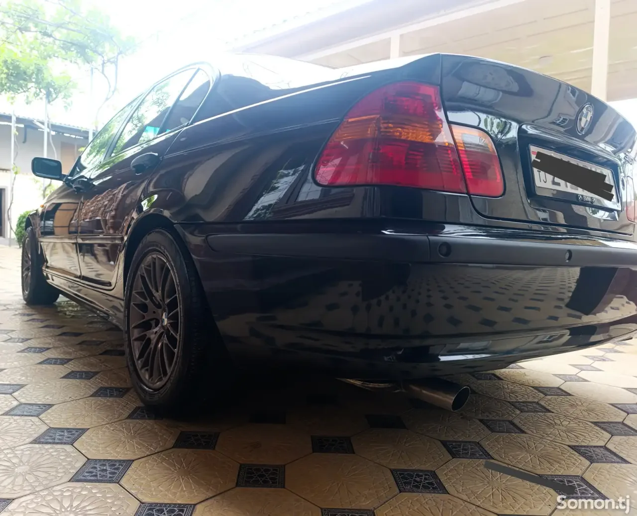 BMW 3 series 2002 · 1.8 MT