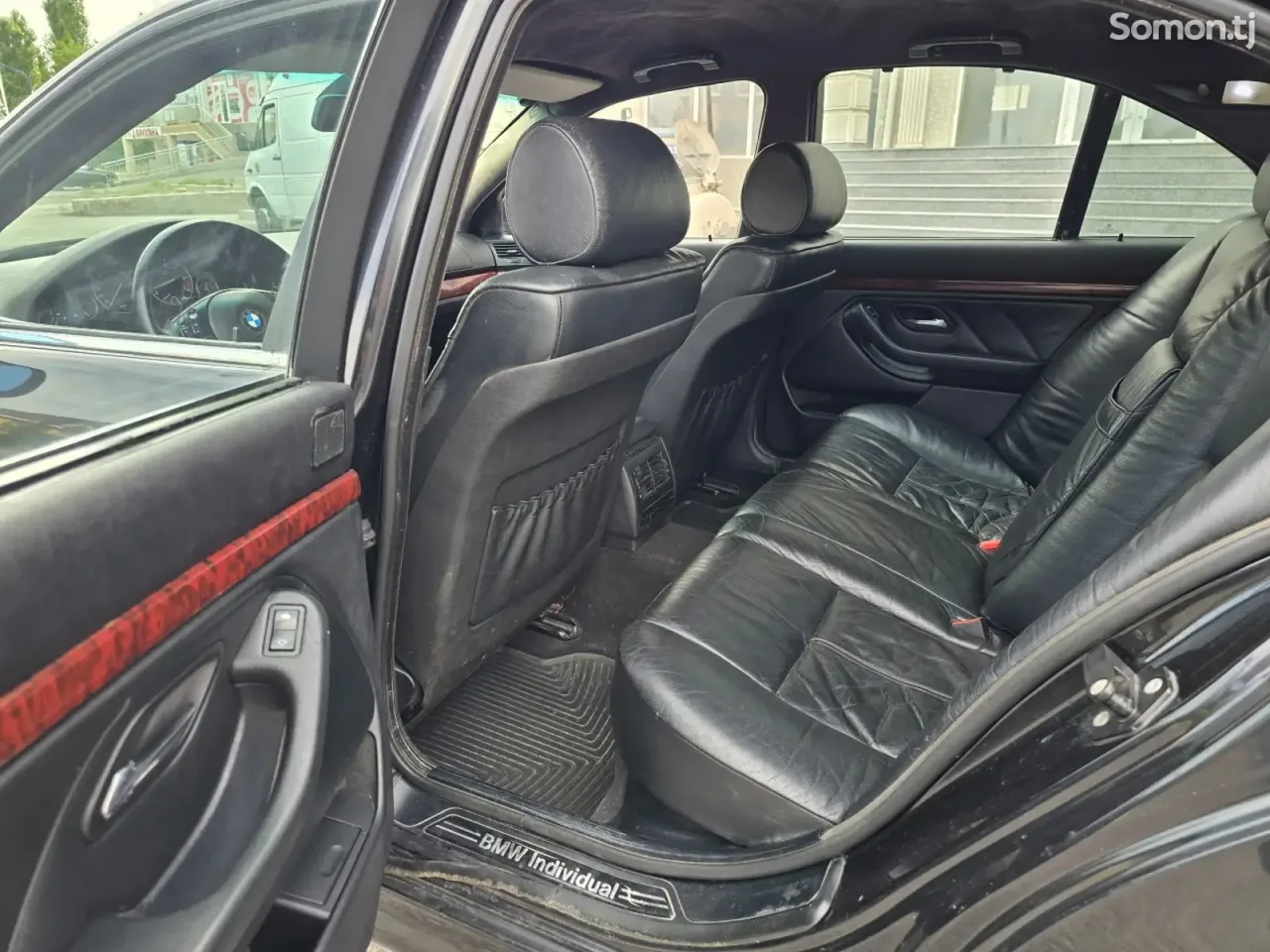 BMW 5 series 1999 · 2.3 AT