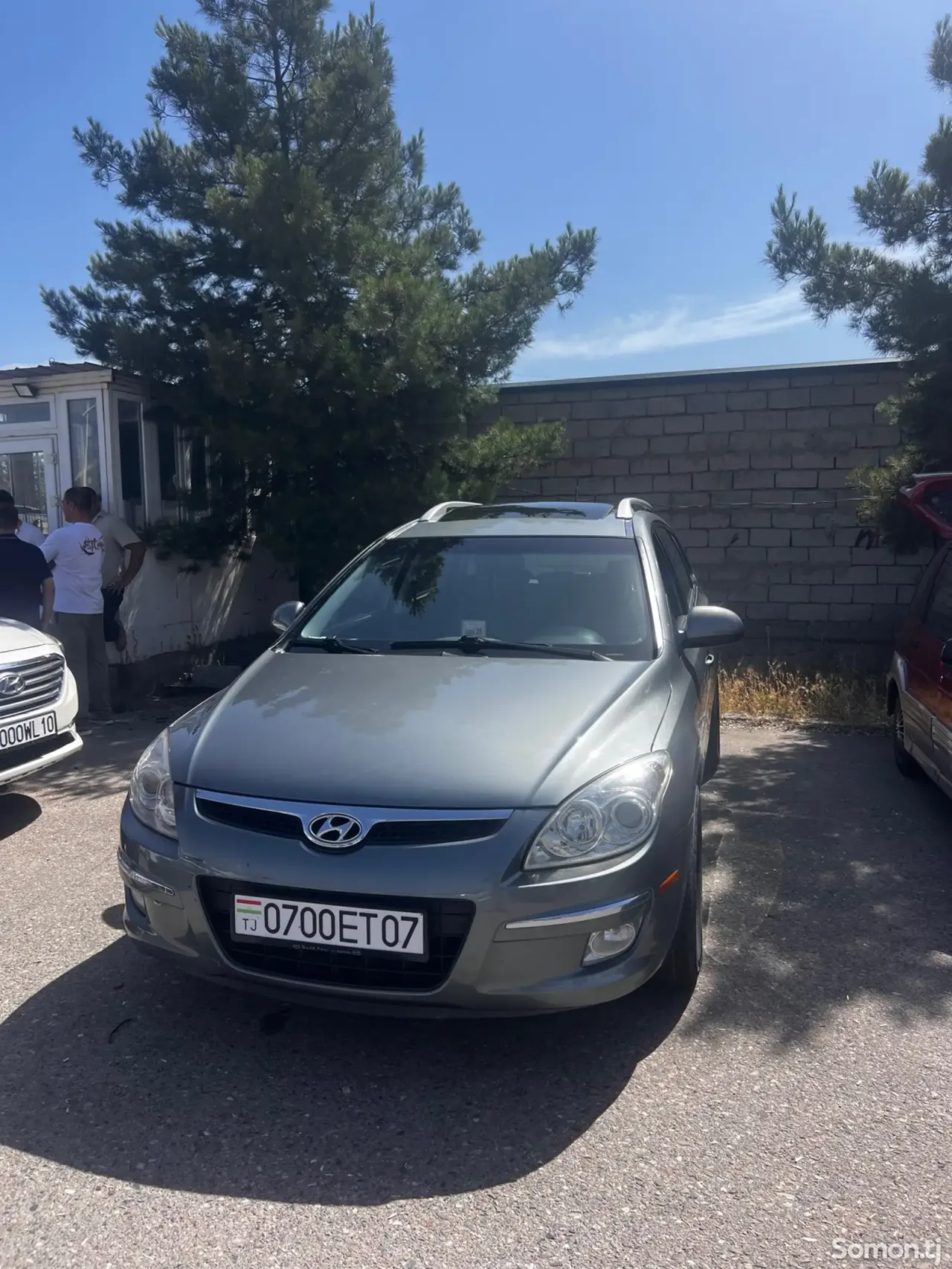 Hyundai Elantra 2010 · 2.0 AT