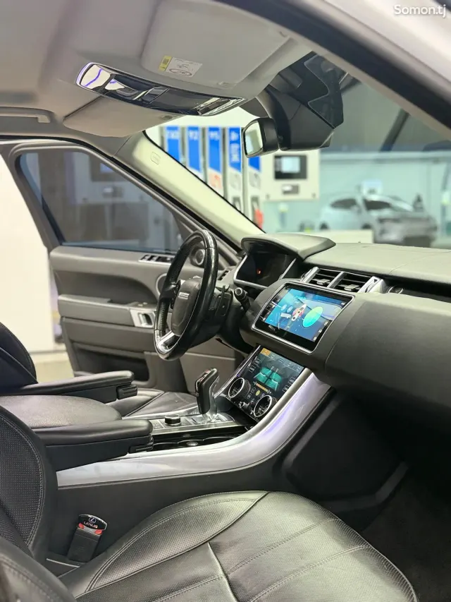 Land Rover Range Rover Sport 2014 · 3.0 AT