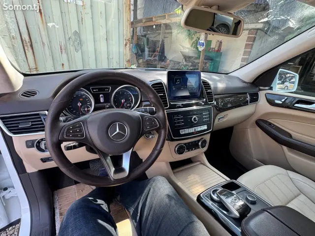 Mercedes-Benz GLE class 2017 · 3.5 AT